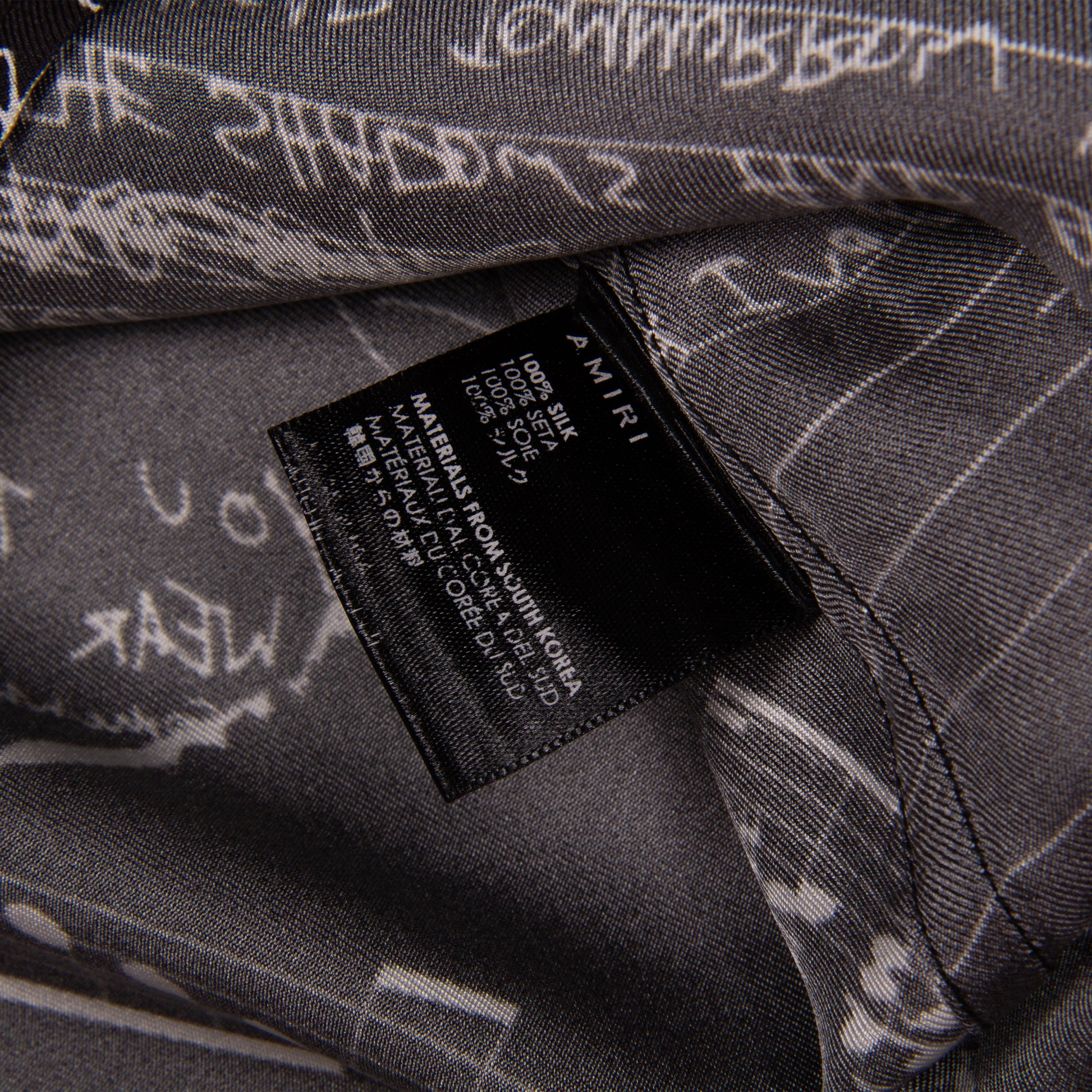 MUSIC NOTES BUTTON UP