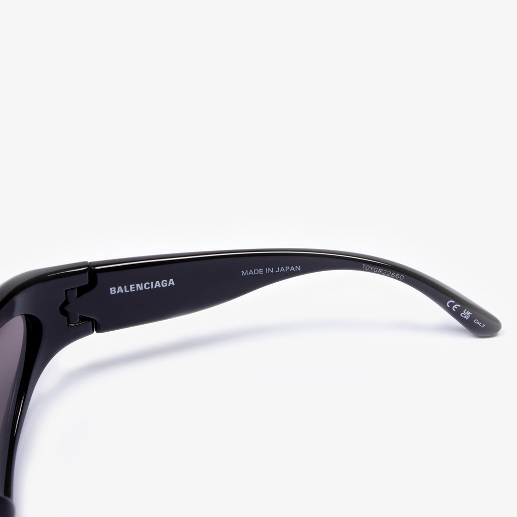 BLACK SWIFT OVAL SUNGLASSES