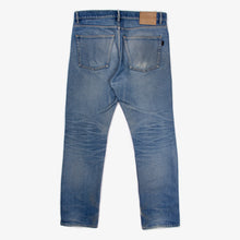 Load image into Gallery viewer, VINTAGE WASH DENIM