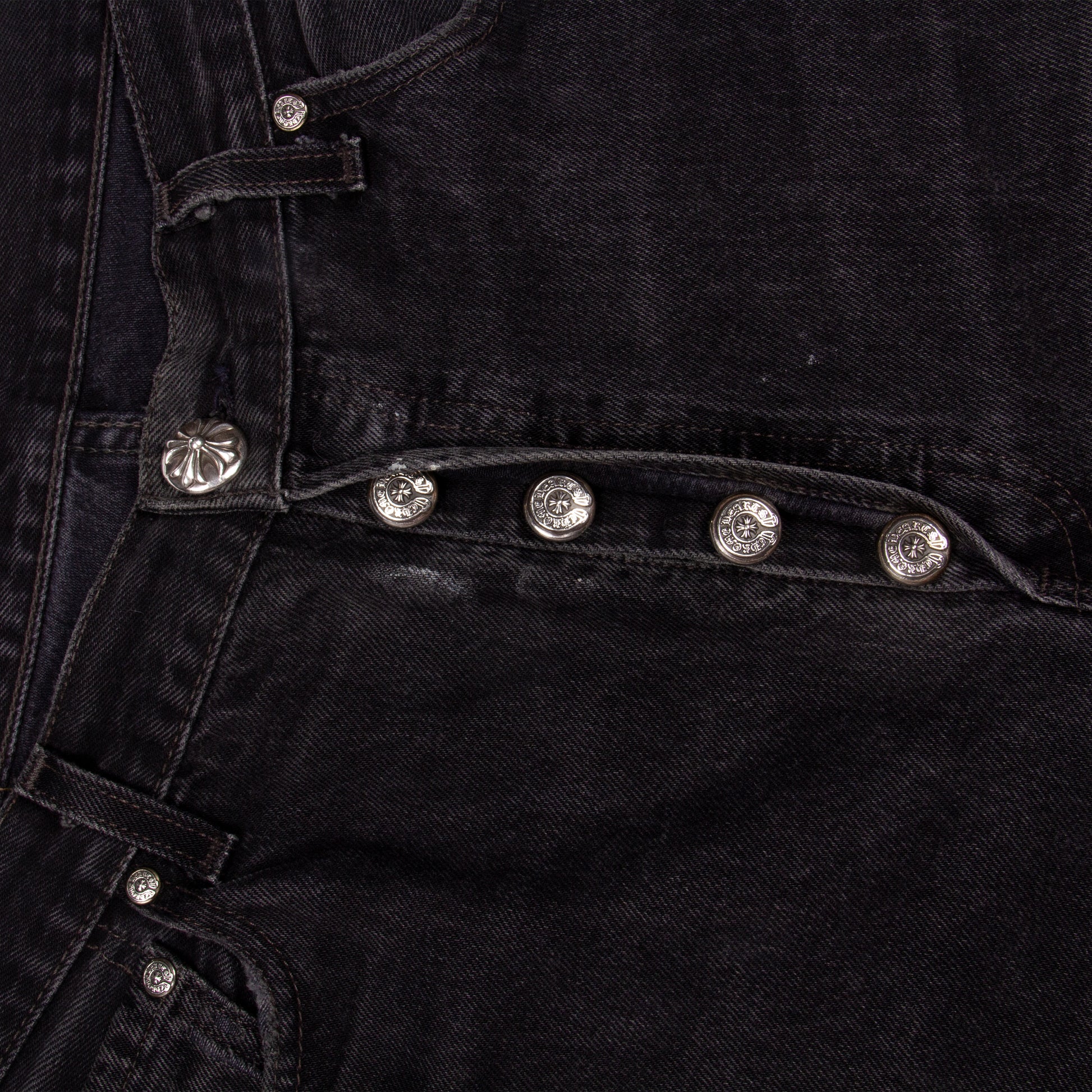 CLASSIC CROSS PATCH DENIM