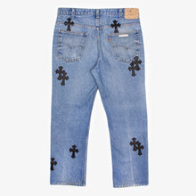 Load image into Gallery viewer, CLASSIC CROSS PATCH DENIM