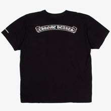 Load image into Gallery viewer, BLACK SCROLL LOGO POCKET TEE