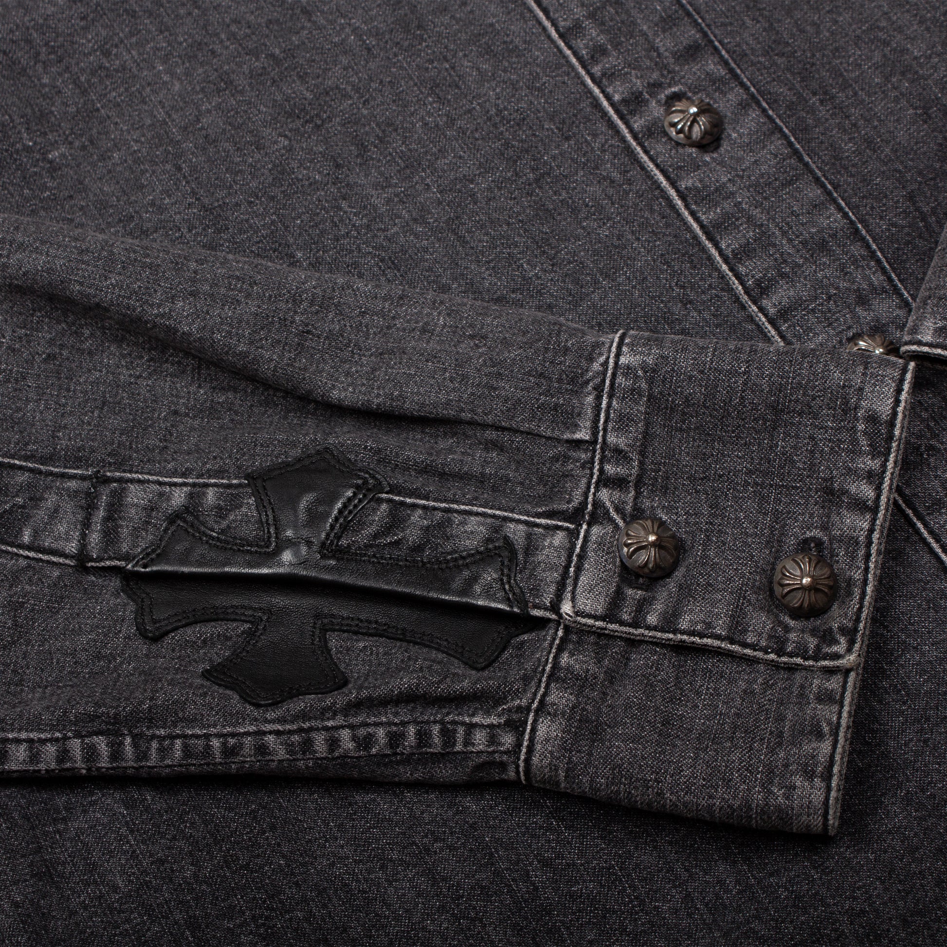LOOSE ENDS CROSS PATCH DENIM SHIRT