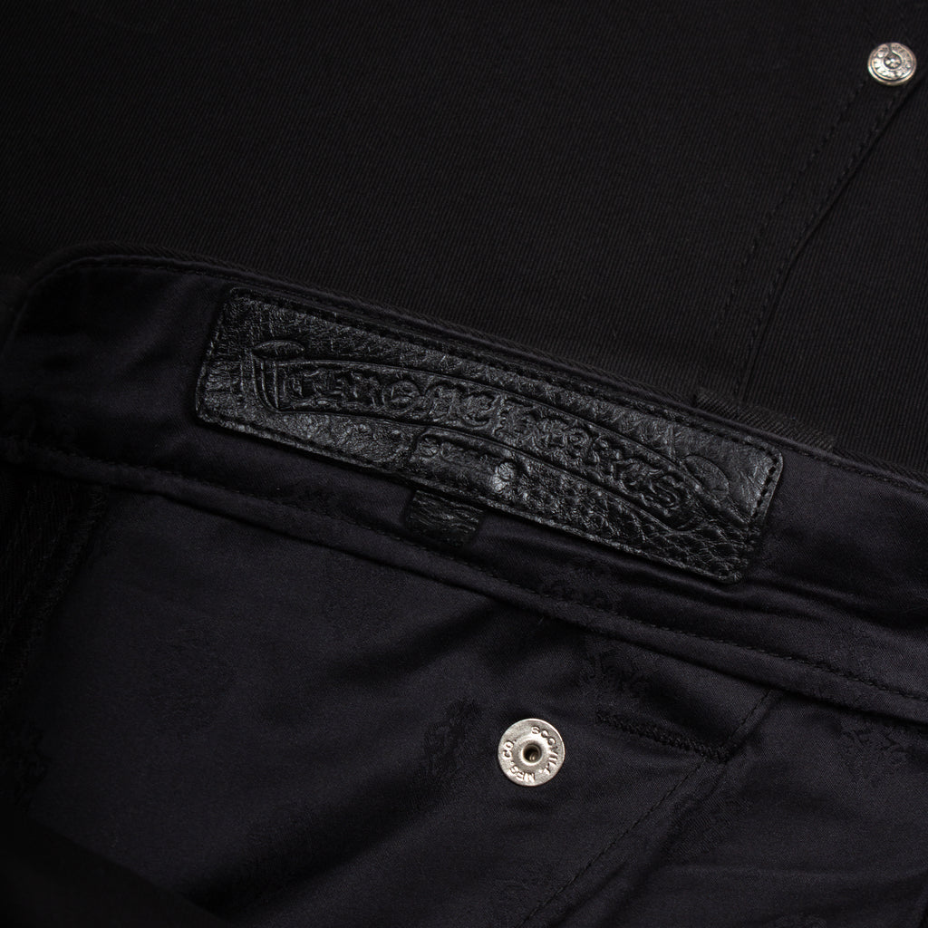 BLACK CARPENTER SHORT