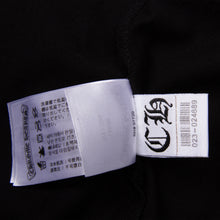 Load image into Gallery viewer, LONDON EXCLUSIVE LS POCKET TEE