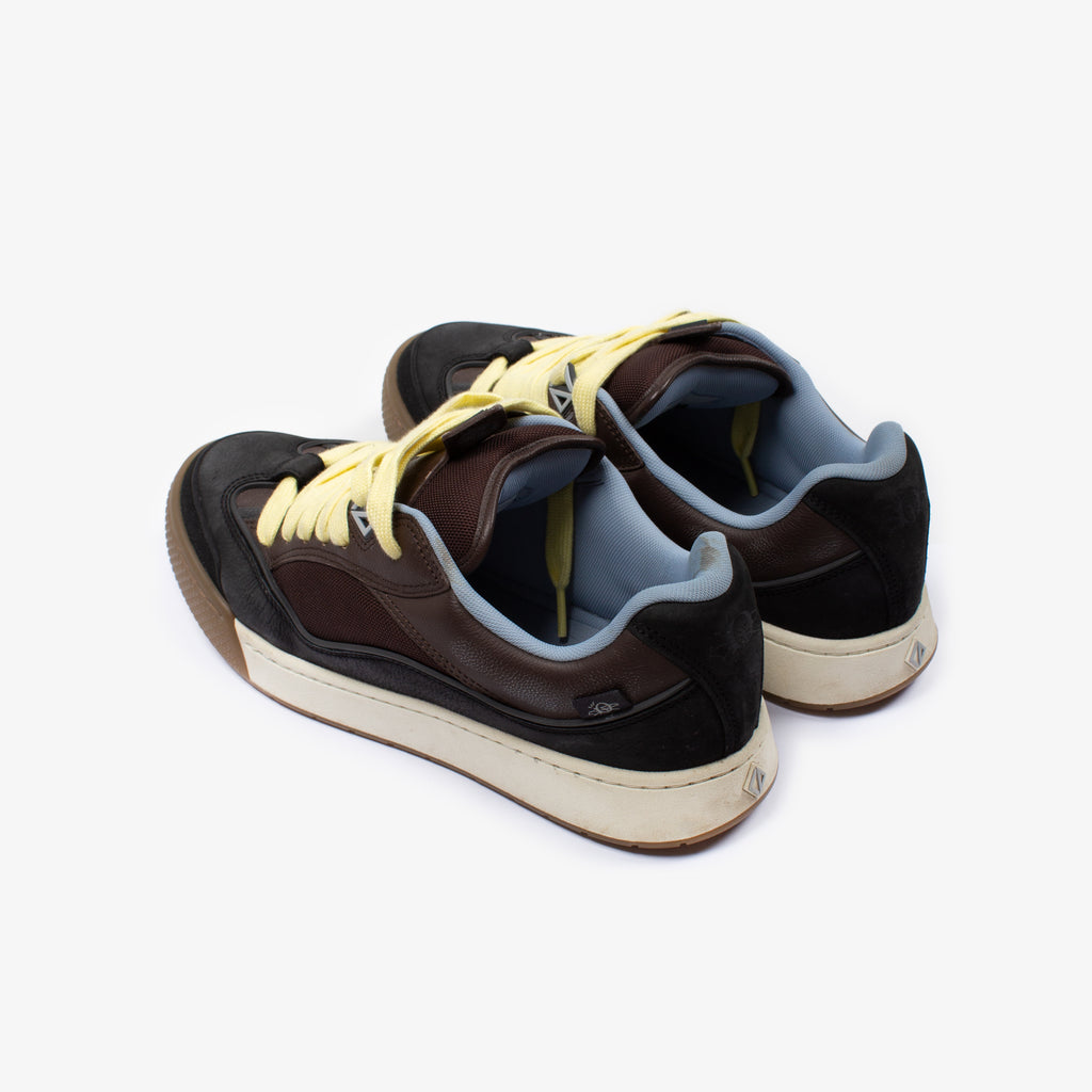 x CACTUS JACK B713 SNEAKER