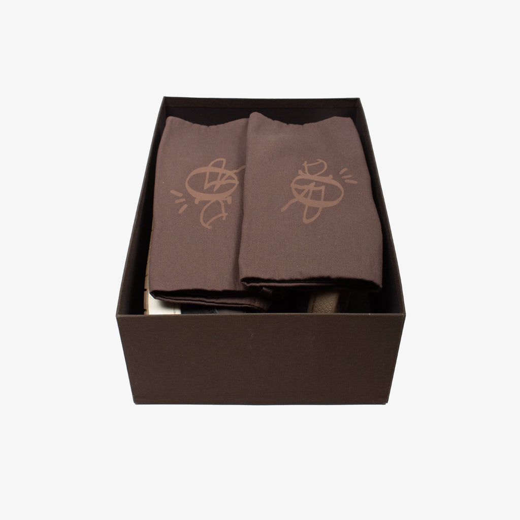 x CACTUS JACK B713 SNEAKER