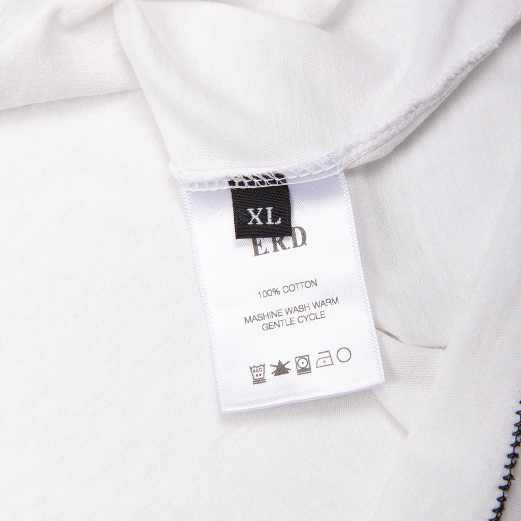 ASSEMBLAGE QUEEN ELIZABETH TEE