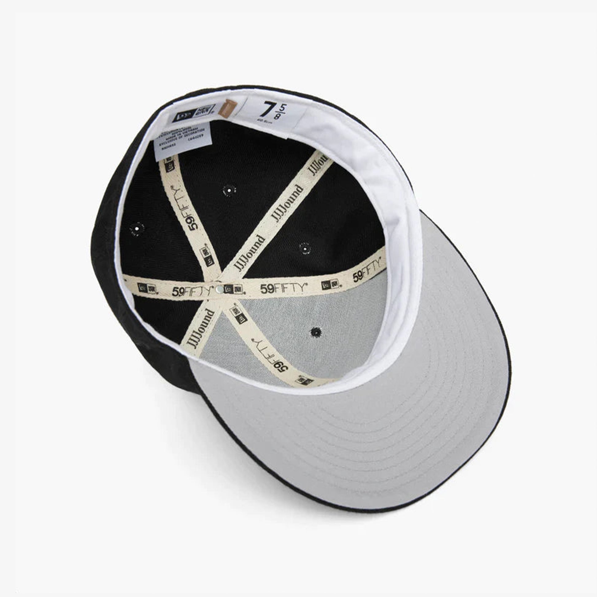 x NEW ERA FITTED HAT