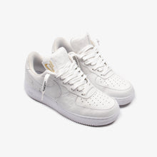 Load image into Gallery viewer, x NIKE WHITE AIR FORCE 1