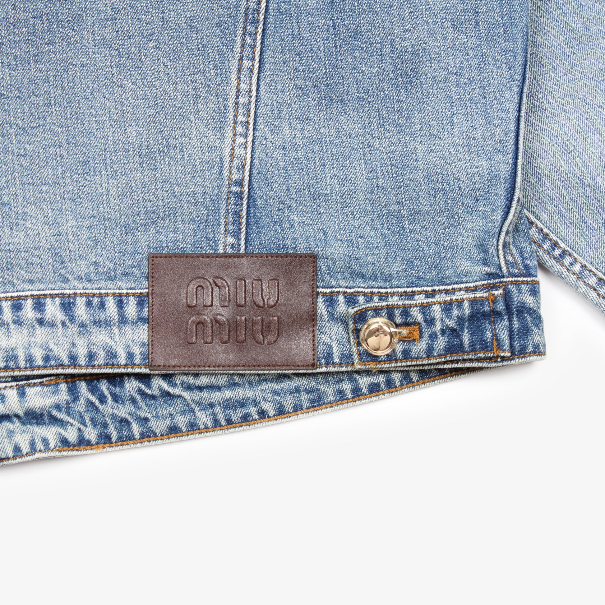 DENIM TRUCKER JACKET