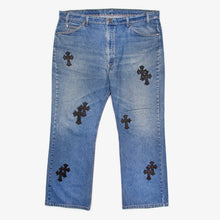 Load image into Gallery viewer, CLASSIC CROSS PATCH DENIM