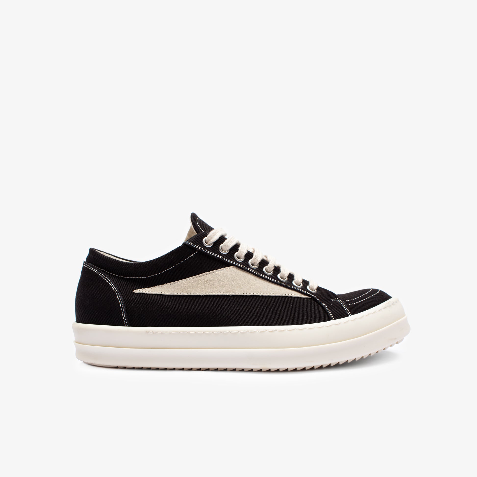LOWTOP VINTAGE SNEAKERS