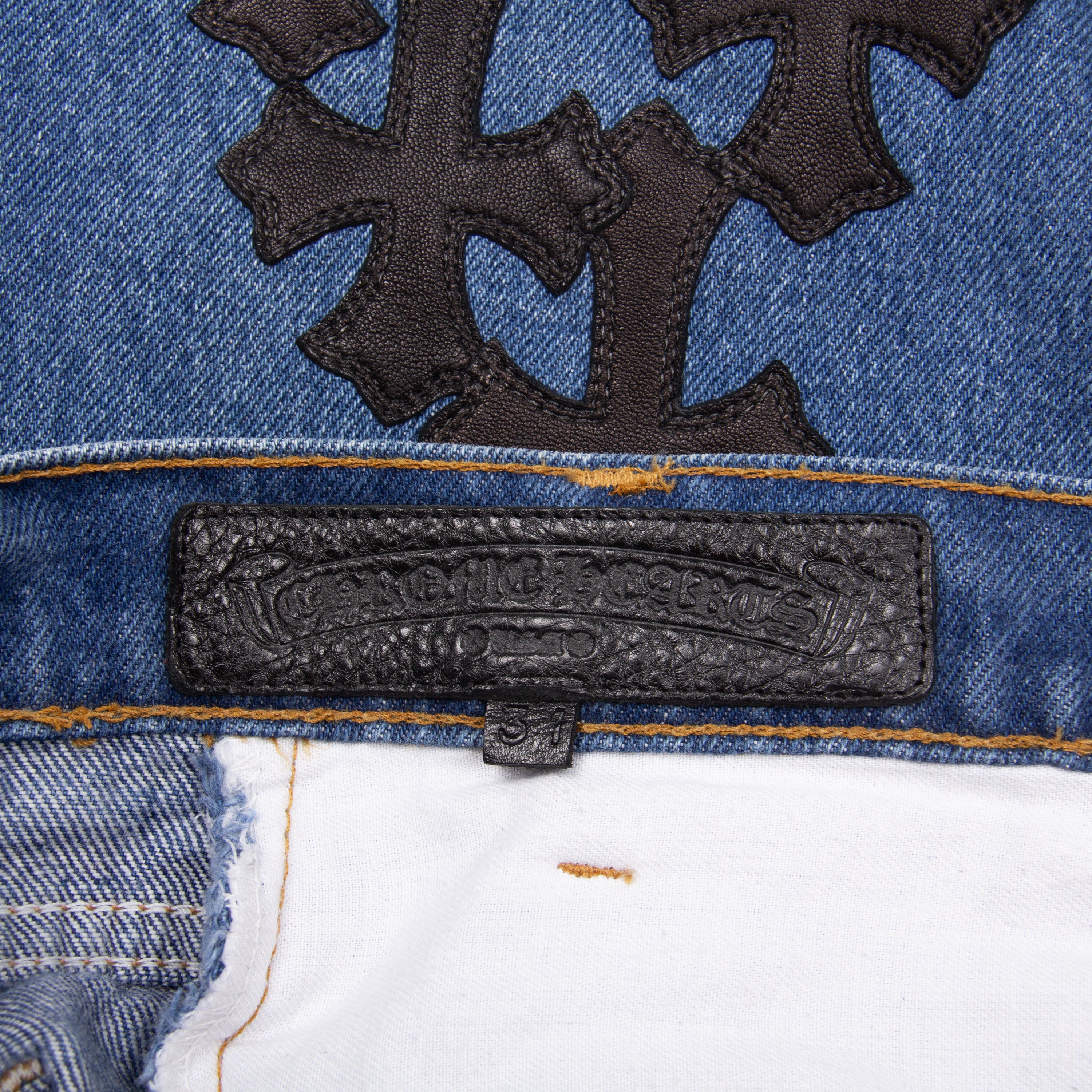 SPECIAL PLACEMENT CROSS PATCH DENIM