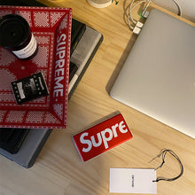 Load image into Gallery viewer, SUPREME SS17 MOPHIE POWERSTATION PLUS MINI