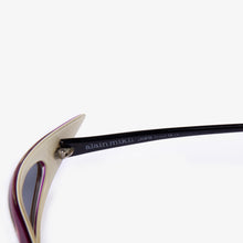 Load image into Gallery viewer, VINTAGE GRACE JONES POINTED PURPLE SUNGLASSES