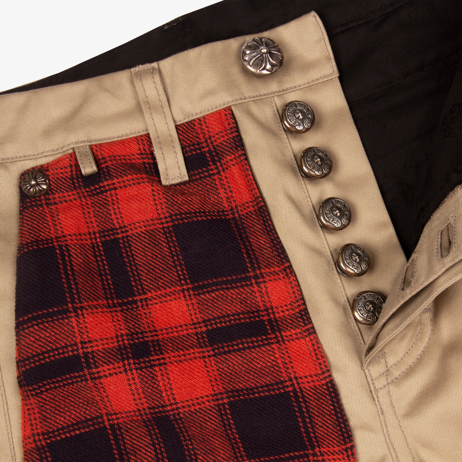 BELLA HADID PERSONAL FLANNEL PATCH CHINO (1/1)