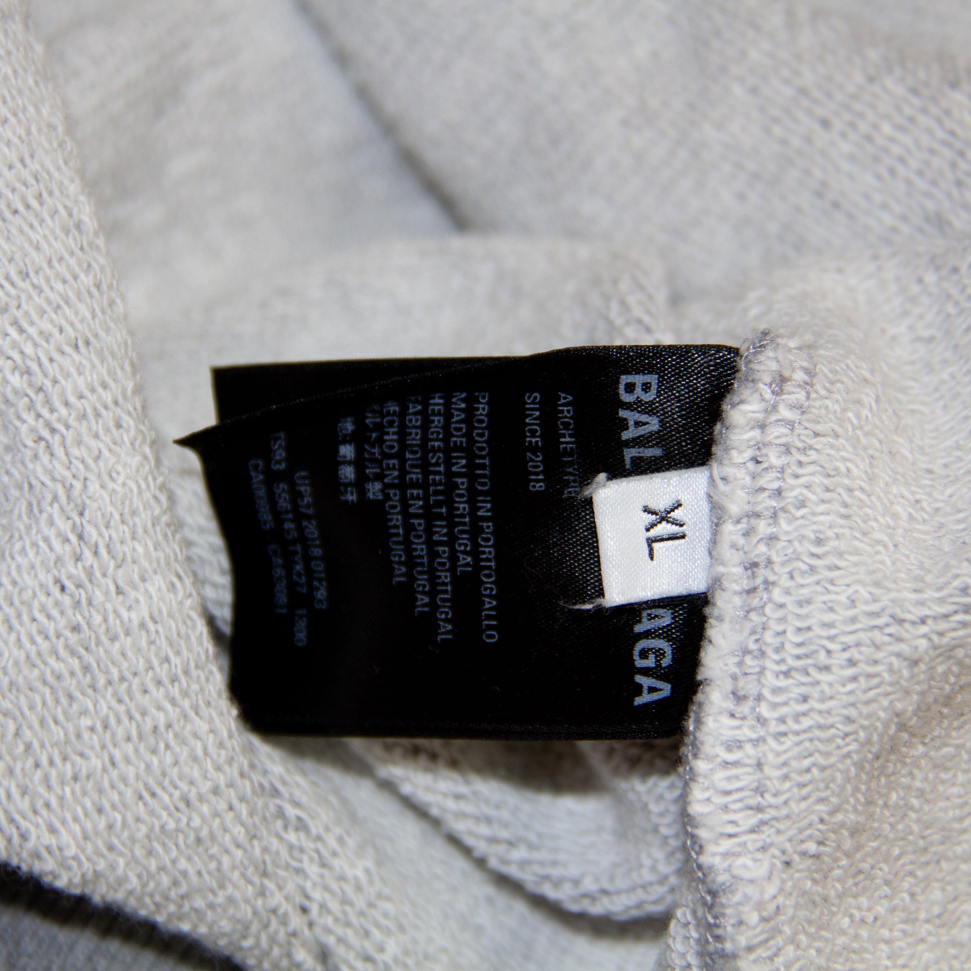 LOWERCASE CHEST LOGO HOODIE