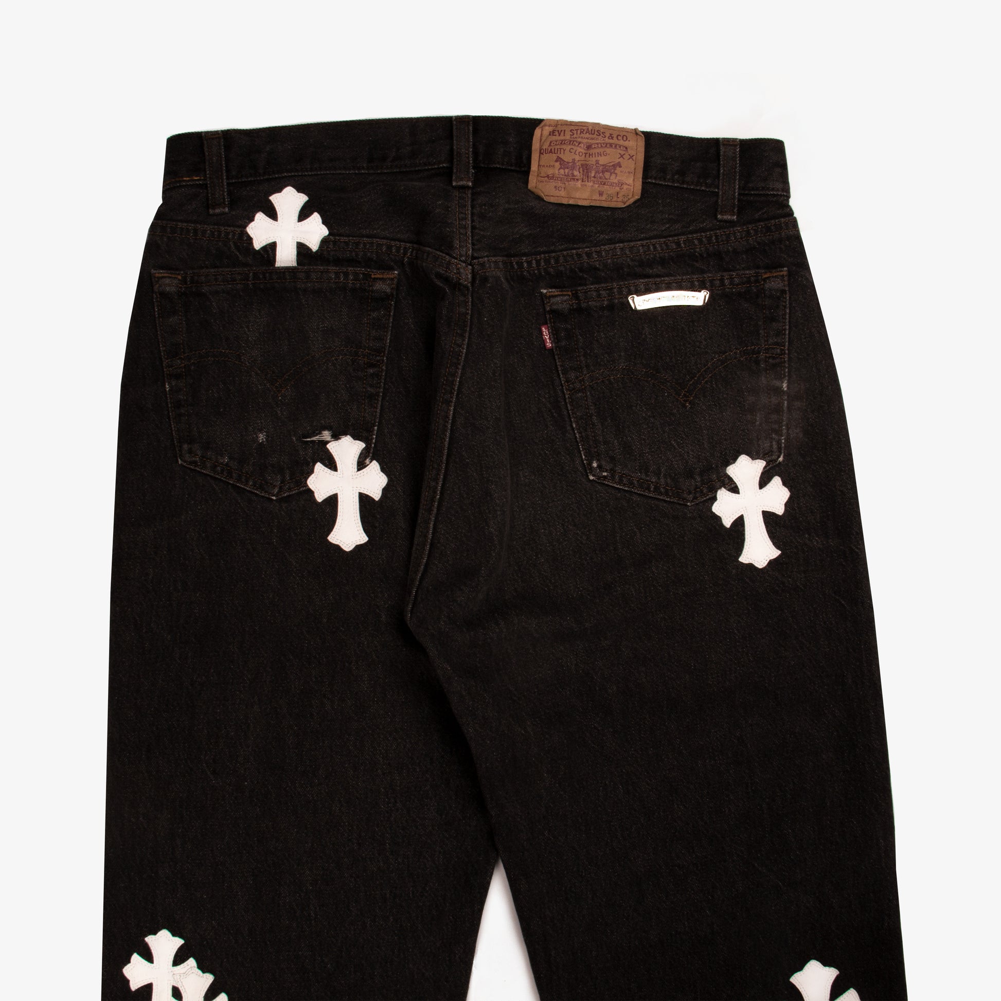 WHITE CROSS PATCH DENIM