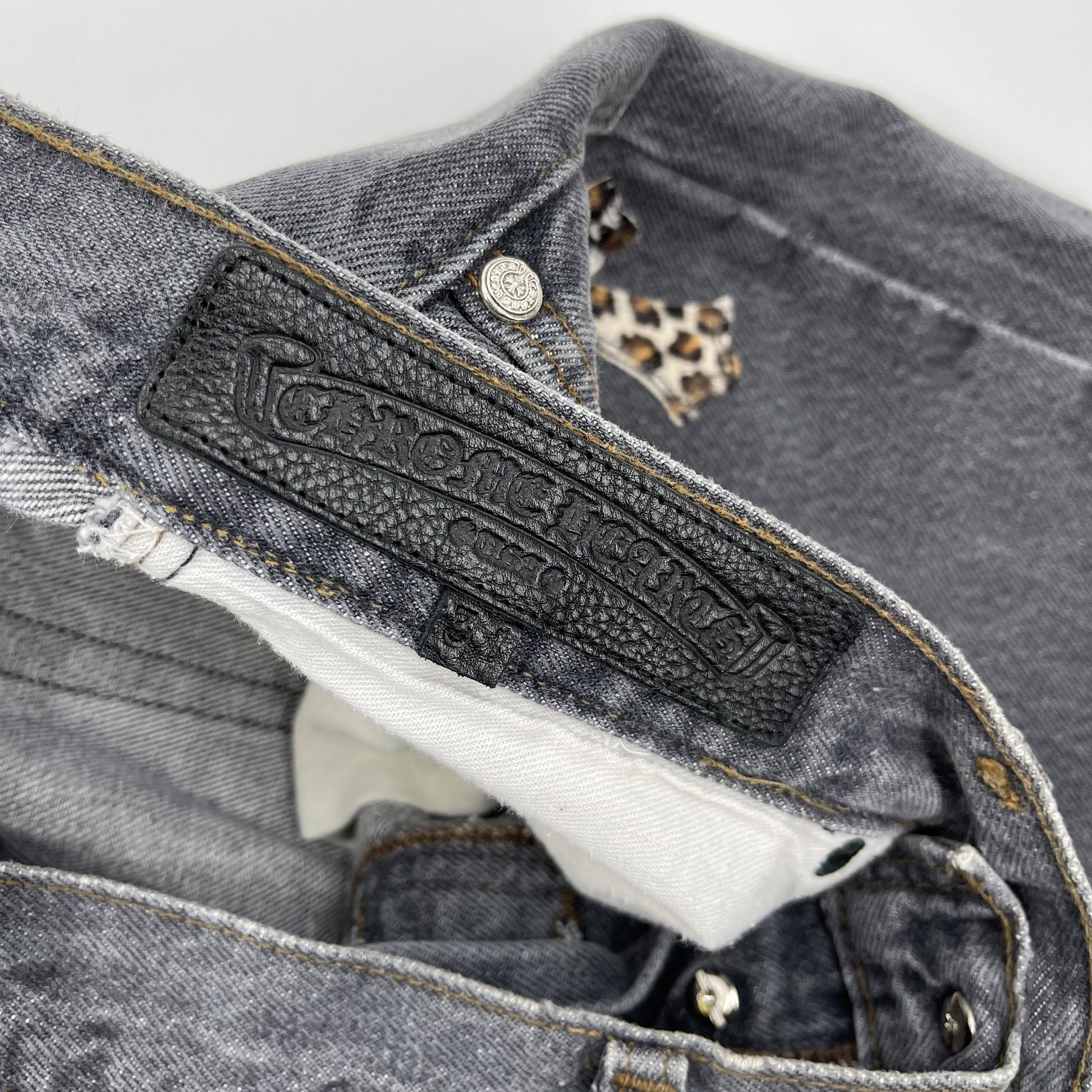 CHROME HEARTS LEOPARD PATCH DENIM
