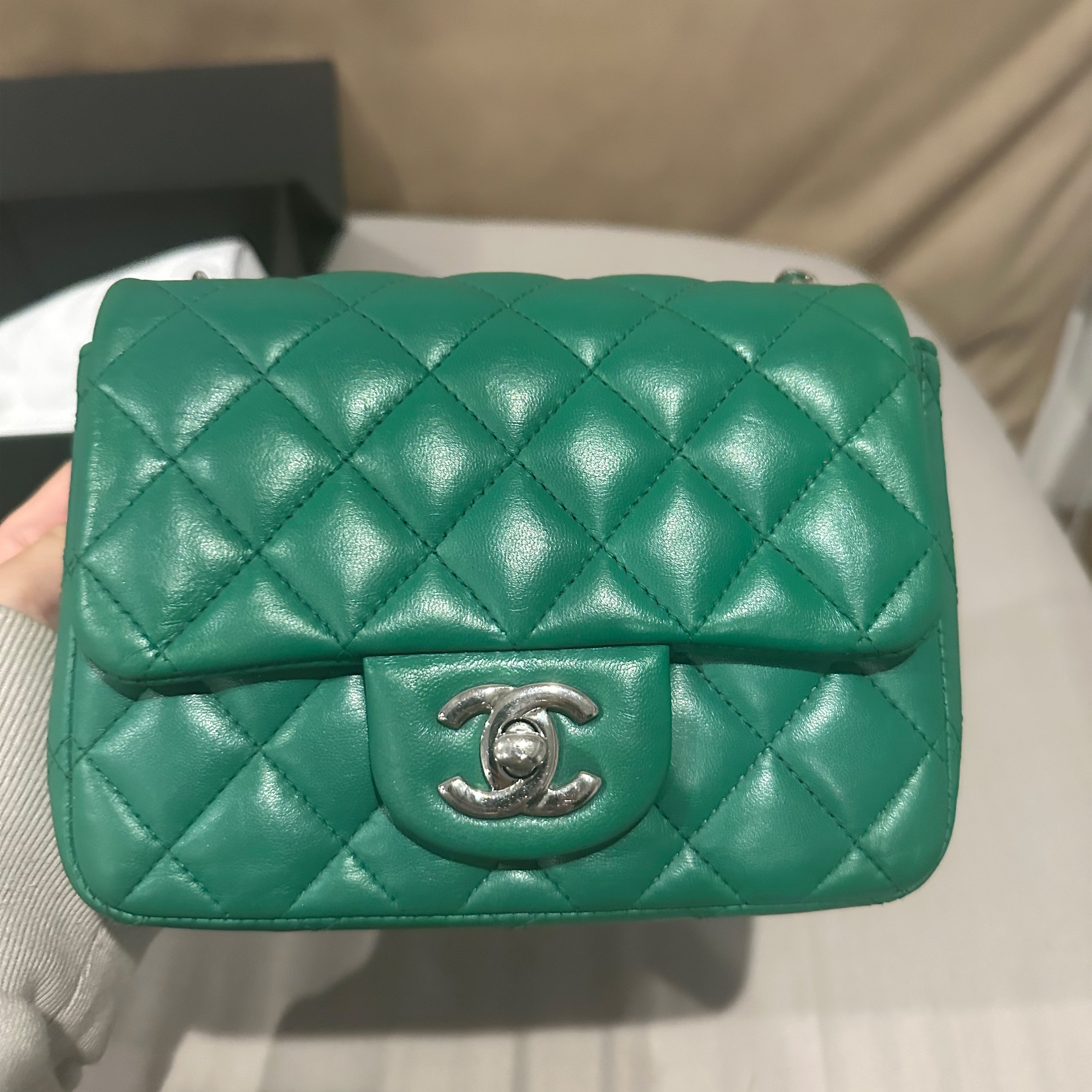 GREEN QUILTED MINI FLAP