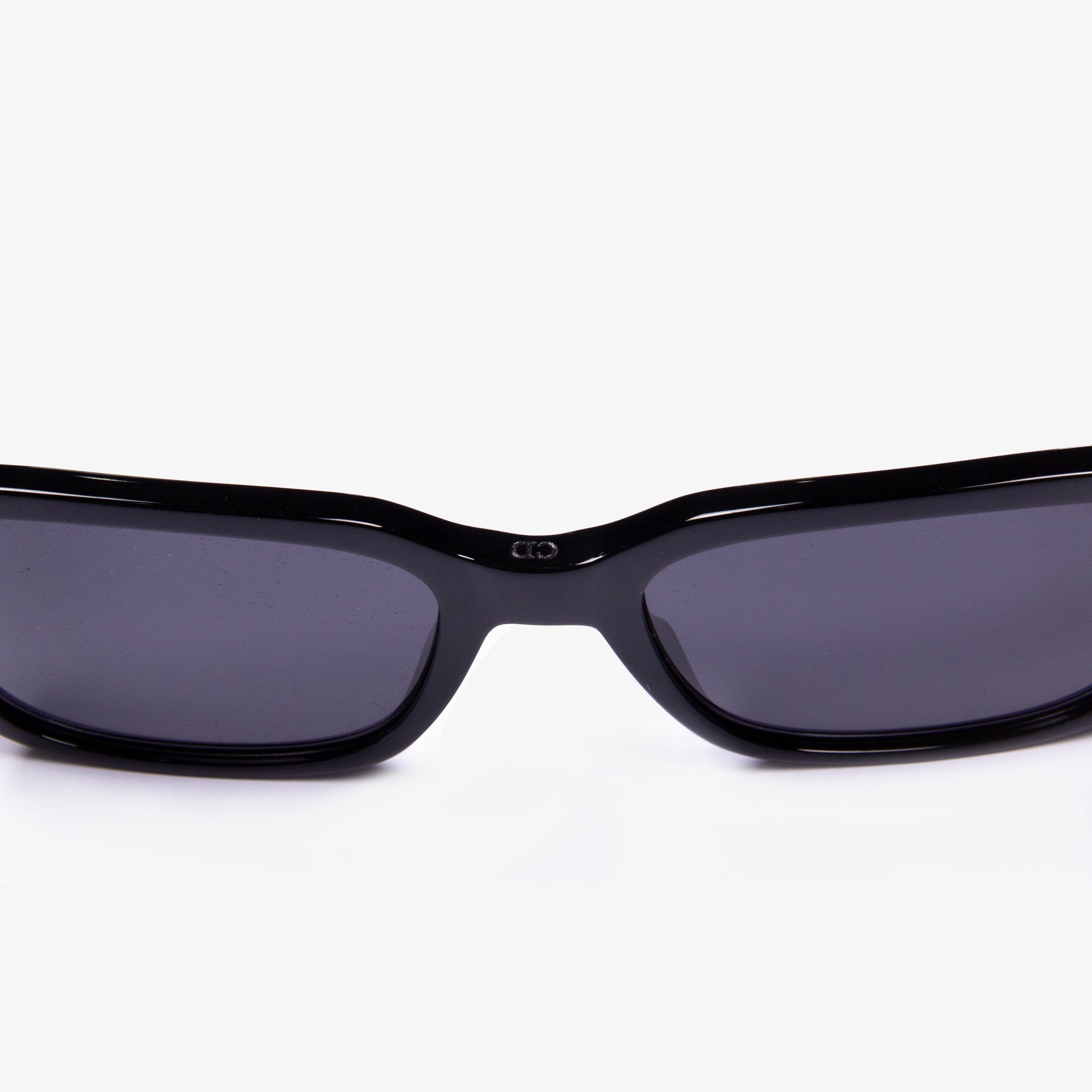 CLASSIC BLACKTIE SUNGLASSES
