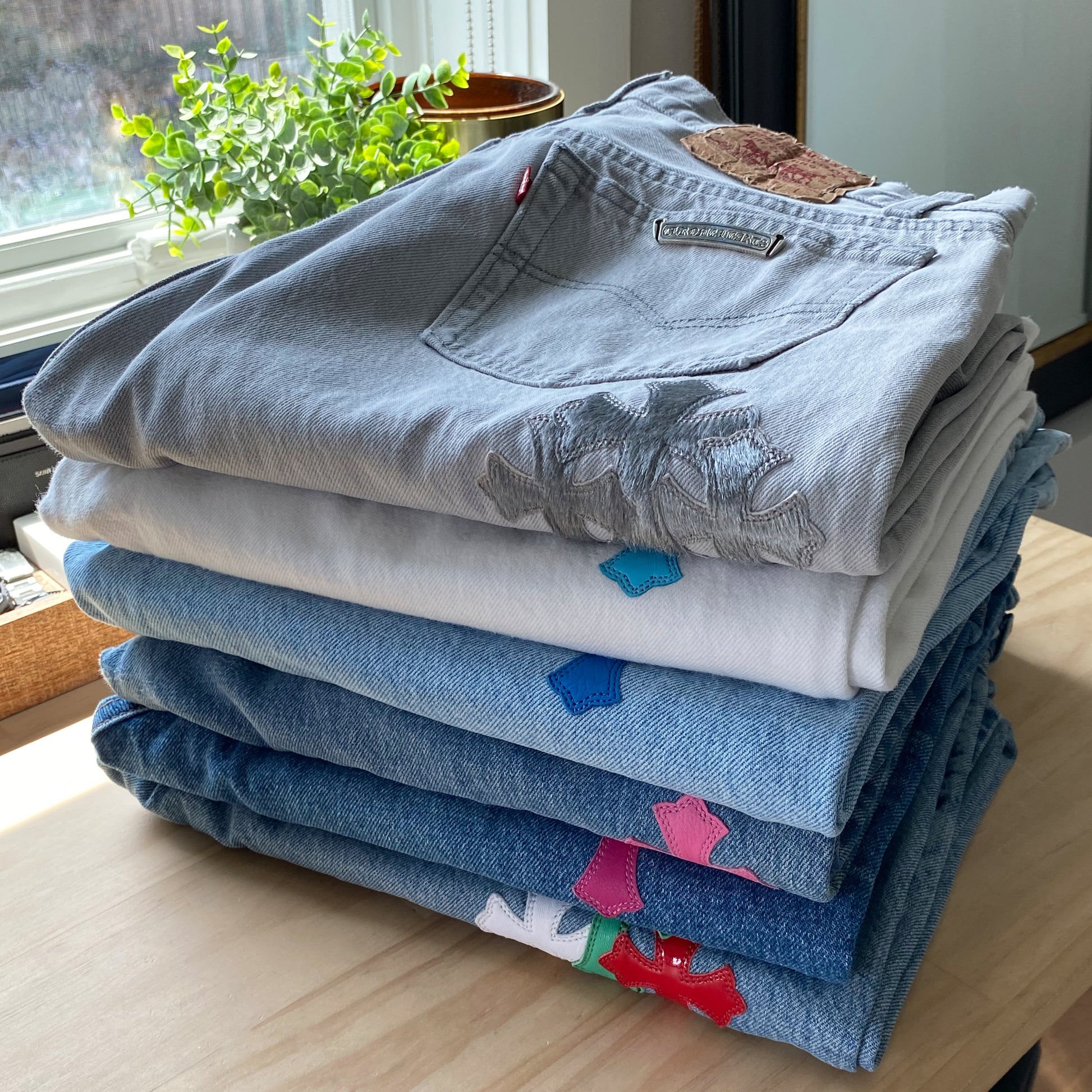 CHROME HEARTS BLUE TRICOLOR PATCH DENIM