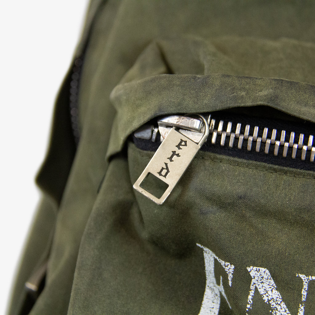 ENFANTS RICHES DÉPRIMÉS LOGO BACKPACK