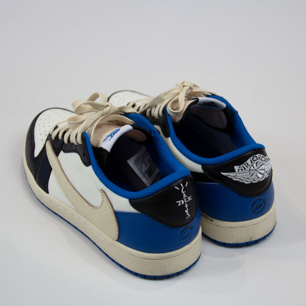 x TRAVIS SCOTT FRAGMENT 1 LOW