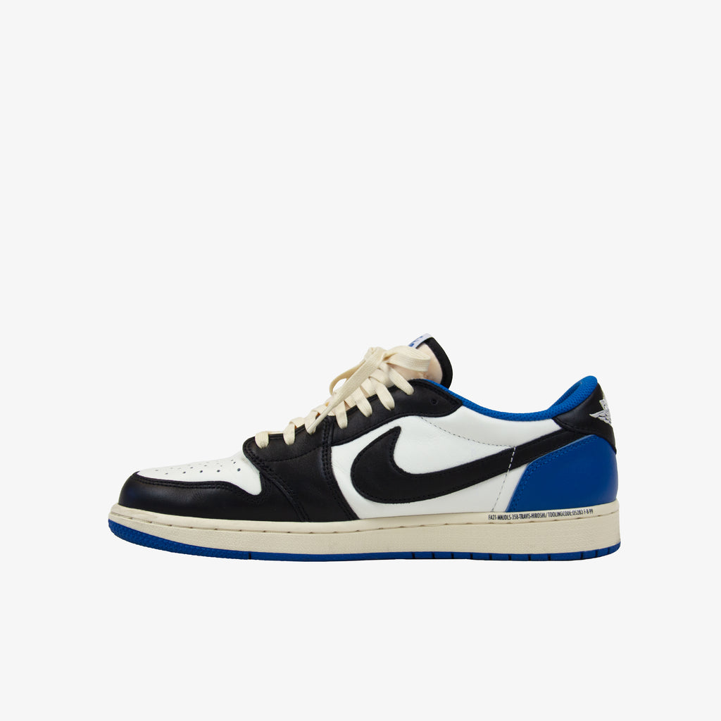 x TRAVIS SCOTT FRAGMENT 1 LOW