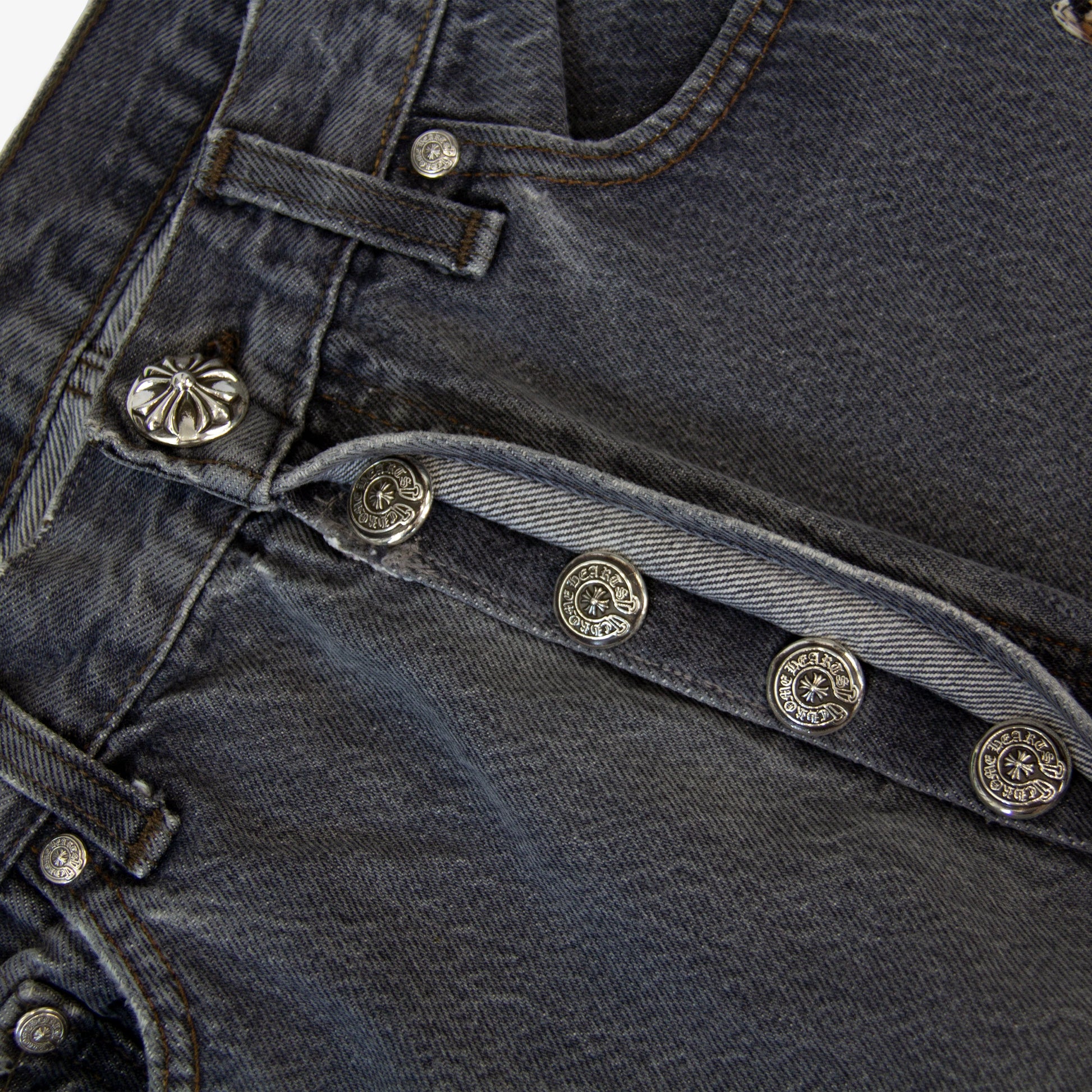 CHROME HEARTS LEOPARD PATCH DENIM