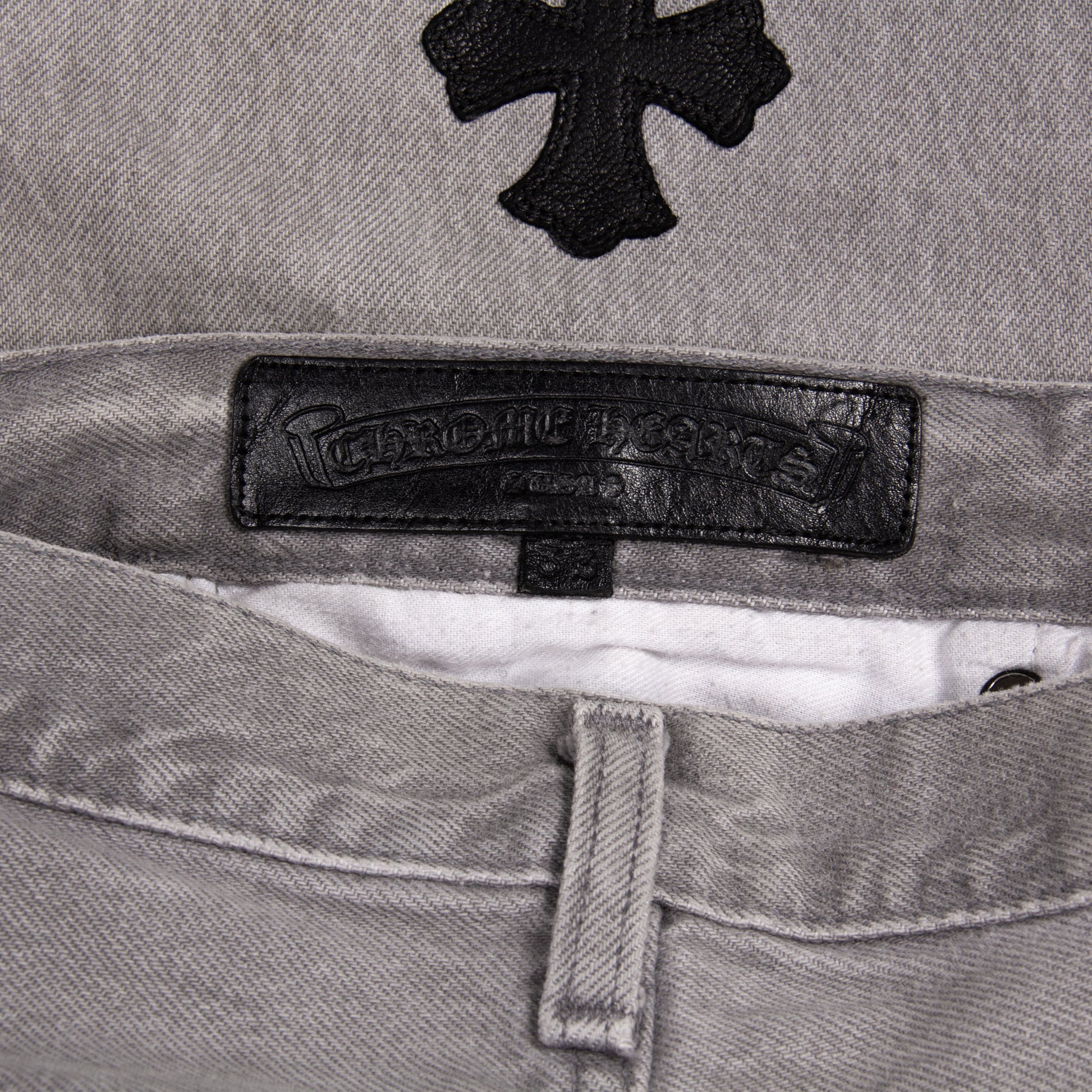 GREY CLASSIC CROSS PATCH DENIM