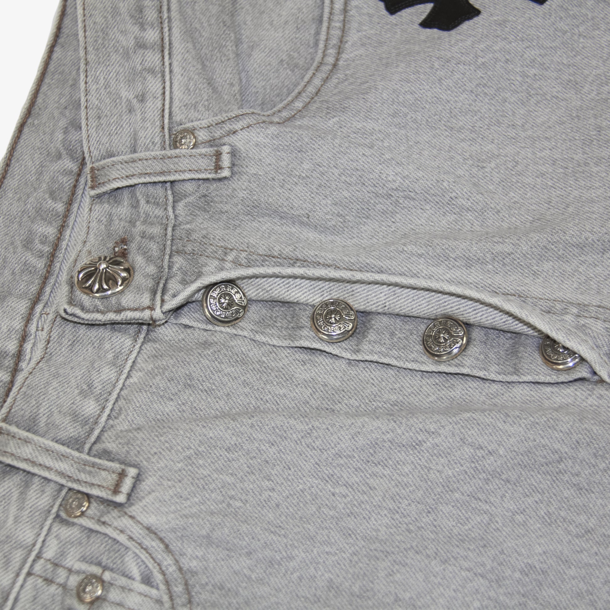 CHROME HEARTS CROSS PATCH DENIM