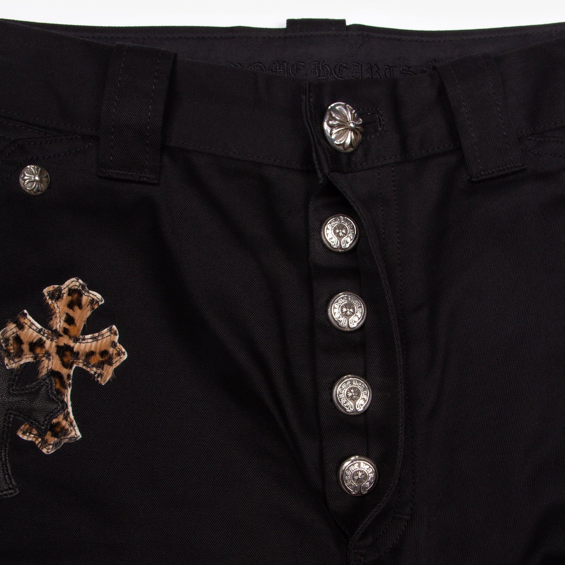 MIXED LEOPARD CROSS PATCH CARPENTER