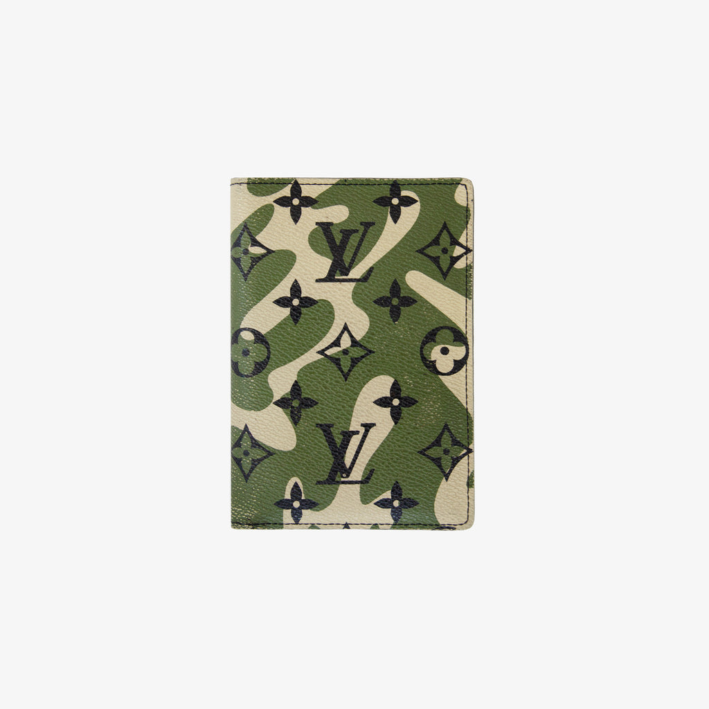 x MURAKAMI SS08 MONOGRAMOUFLAGE WALLET