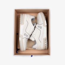Load image into Gallery viewer, TRAINER SNEAKER WHITE SILVER