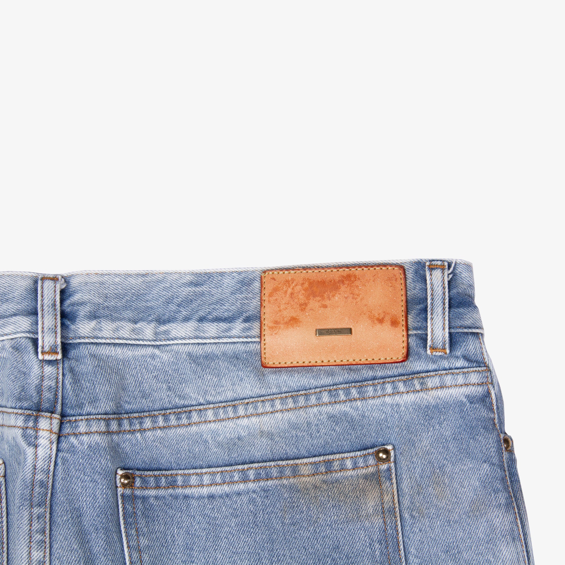 STAPLES EDITION LIGHT WASH DENIM