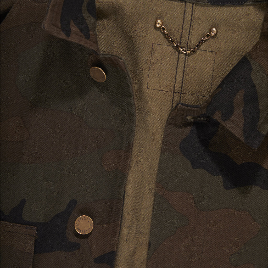 x SUPREME CAMO FIELD JACKET