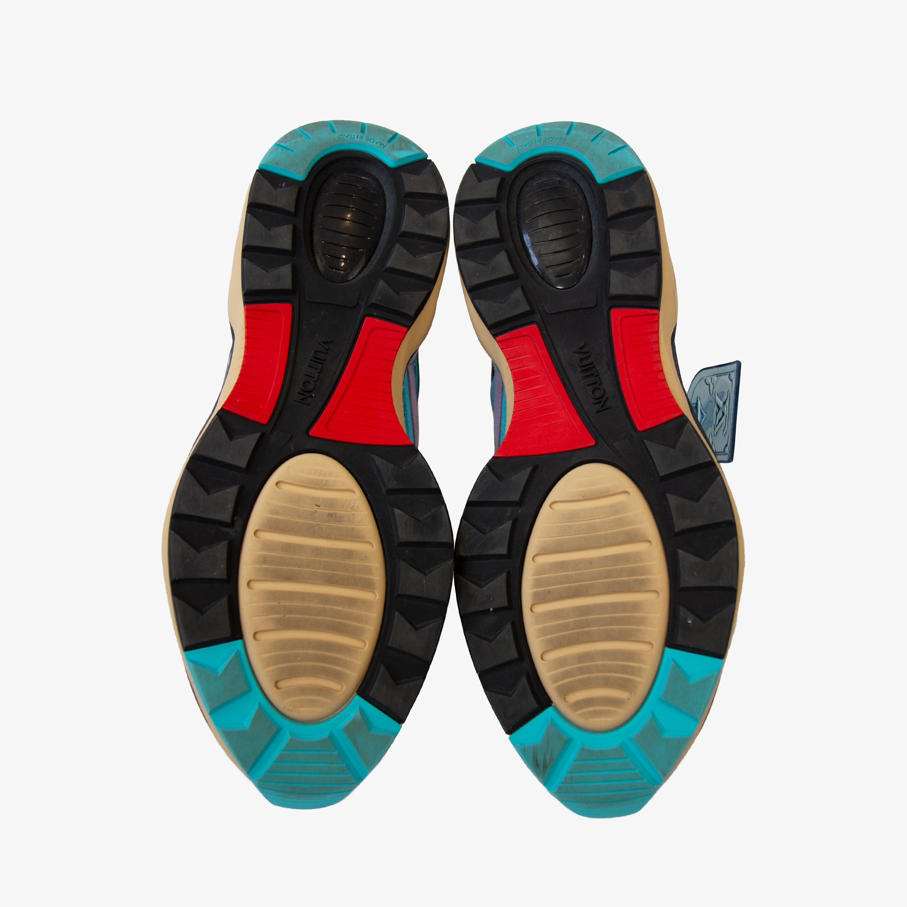 RepGod_Extreme - LV trail Sneaker Size: 38-44 Price: $160-$170