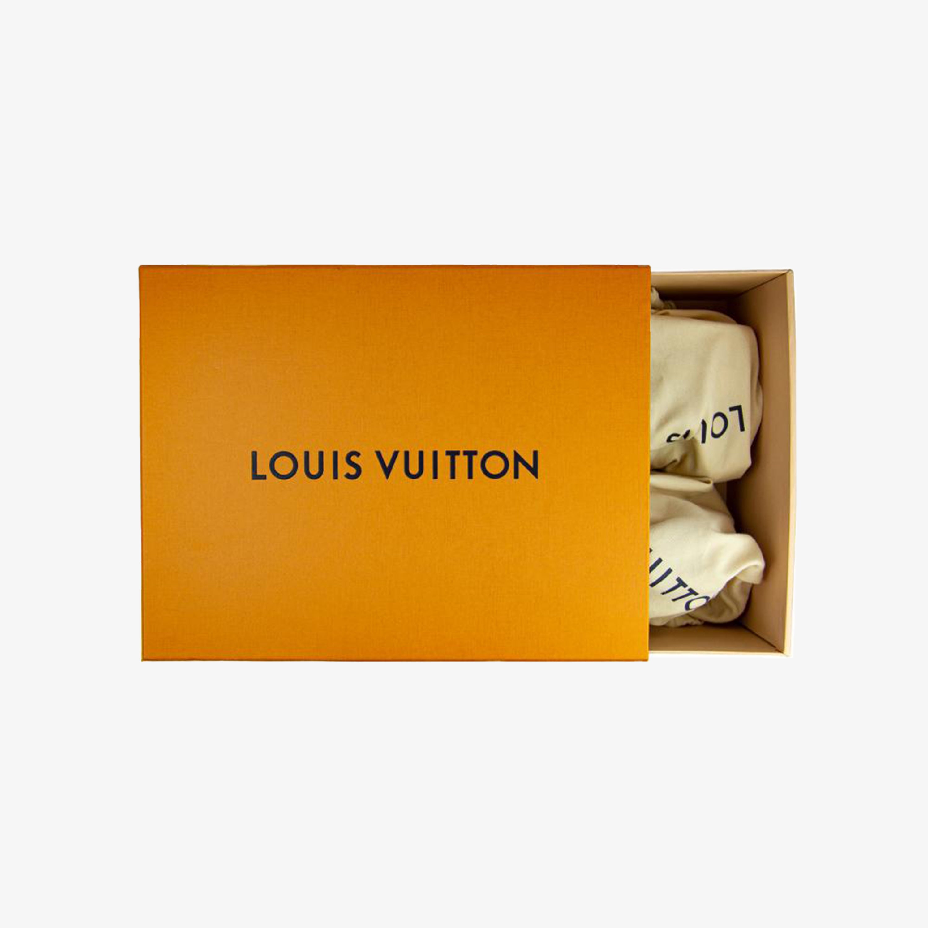 ORDER] Louis Vuitton Trainer Sneaker kèm charm