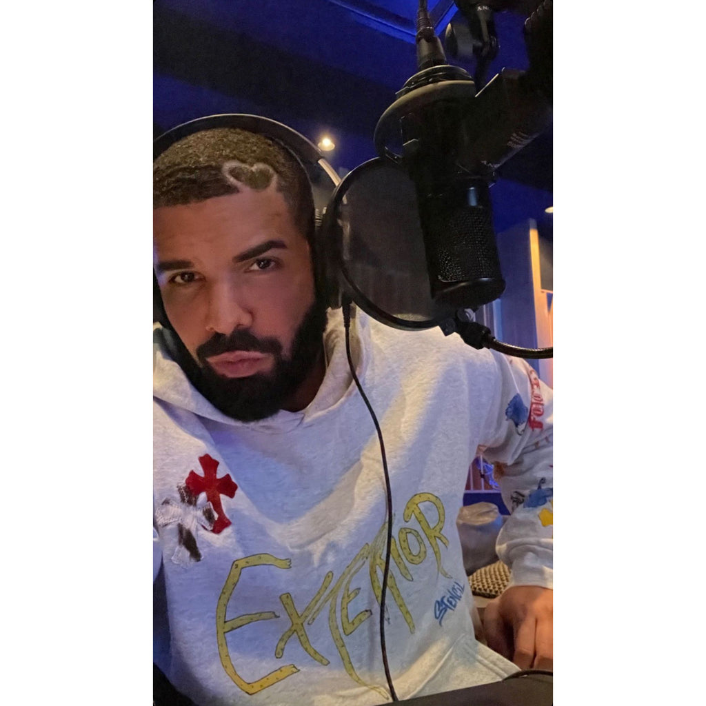 CHROME HEARTS MATTY BOY CROSS PATCH HOODIE