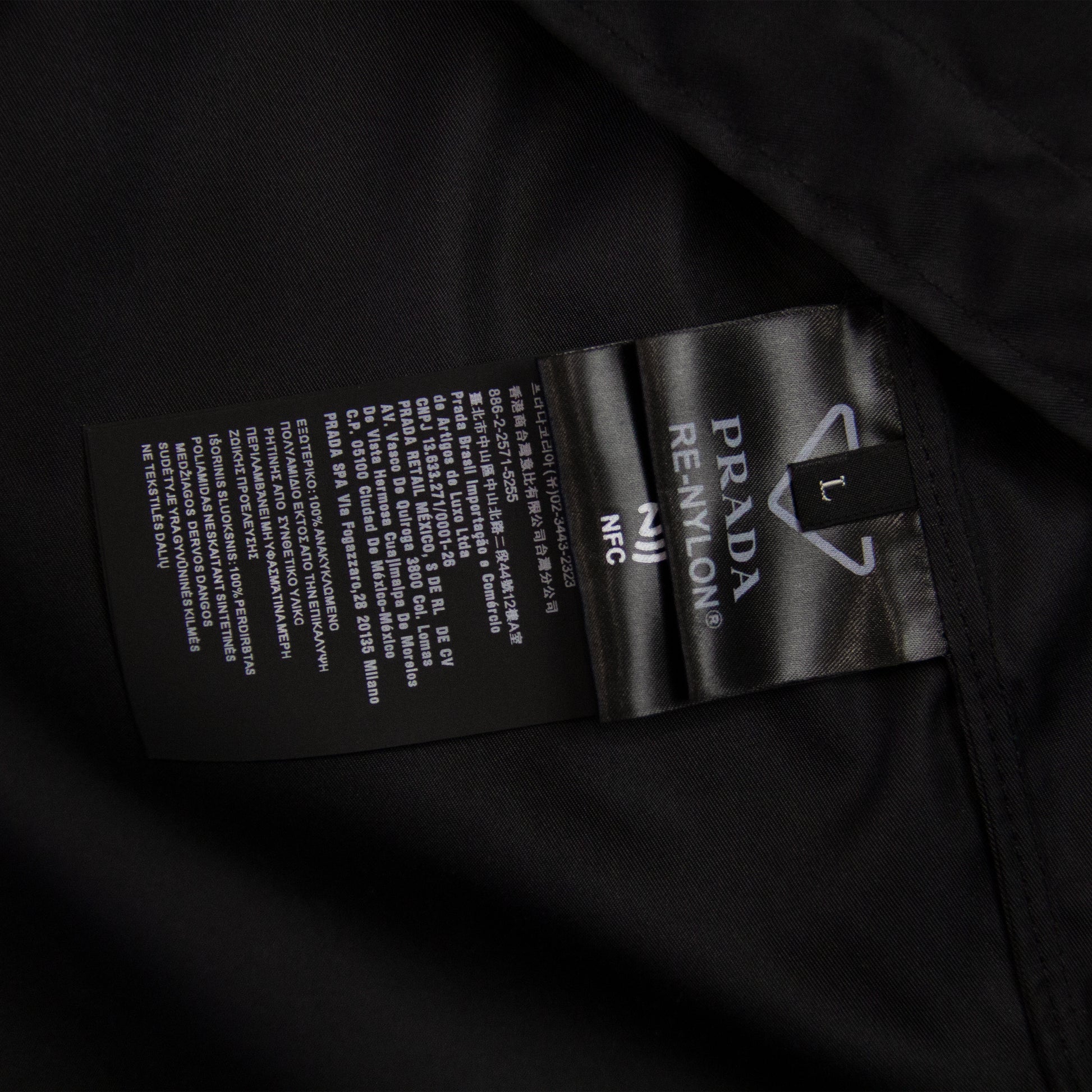 RE NYLON SHORT SLEEVE SHIRT