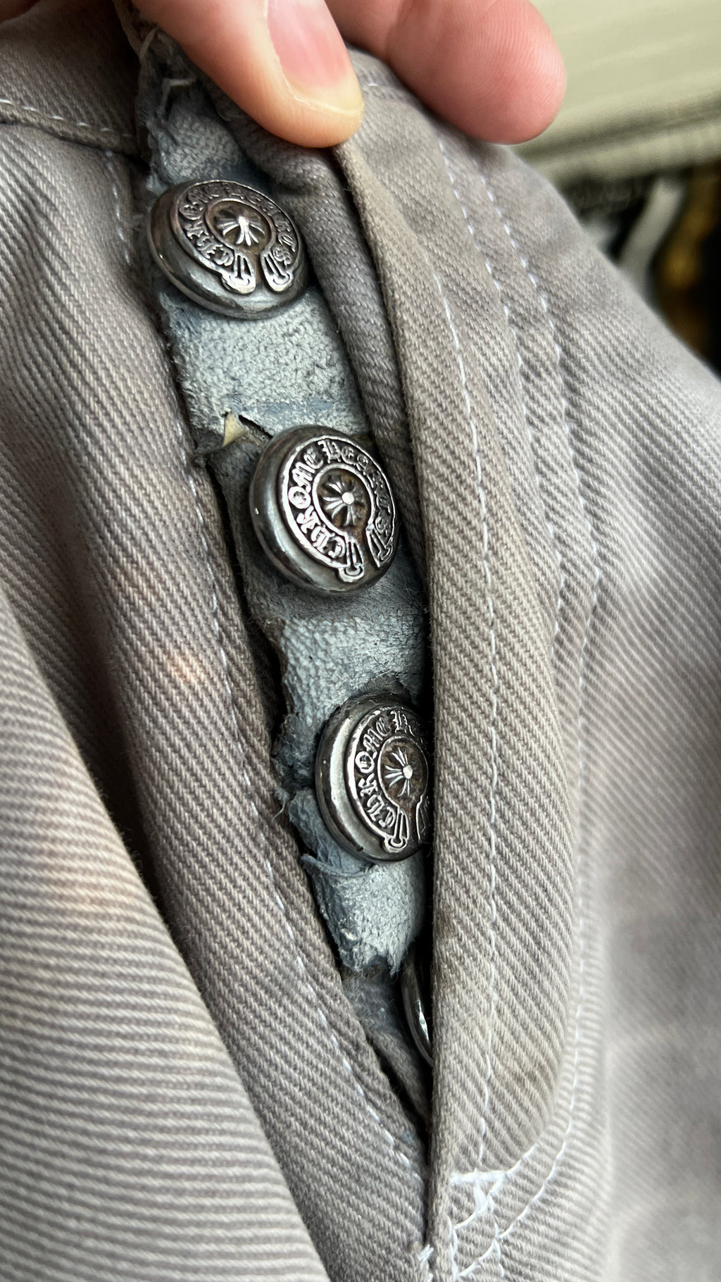 DYED FLEUR KNEE DENIM