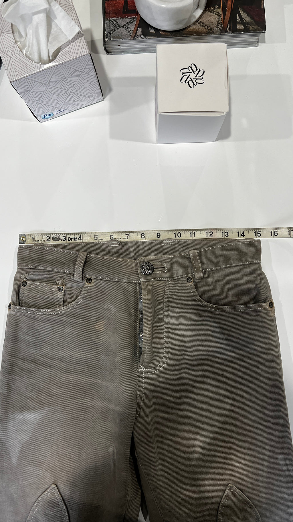 DYED FLEUR KNEE DENIM